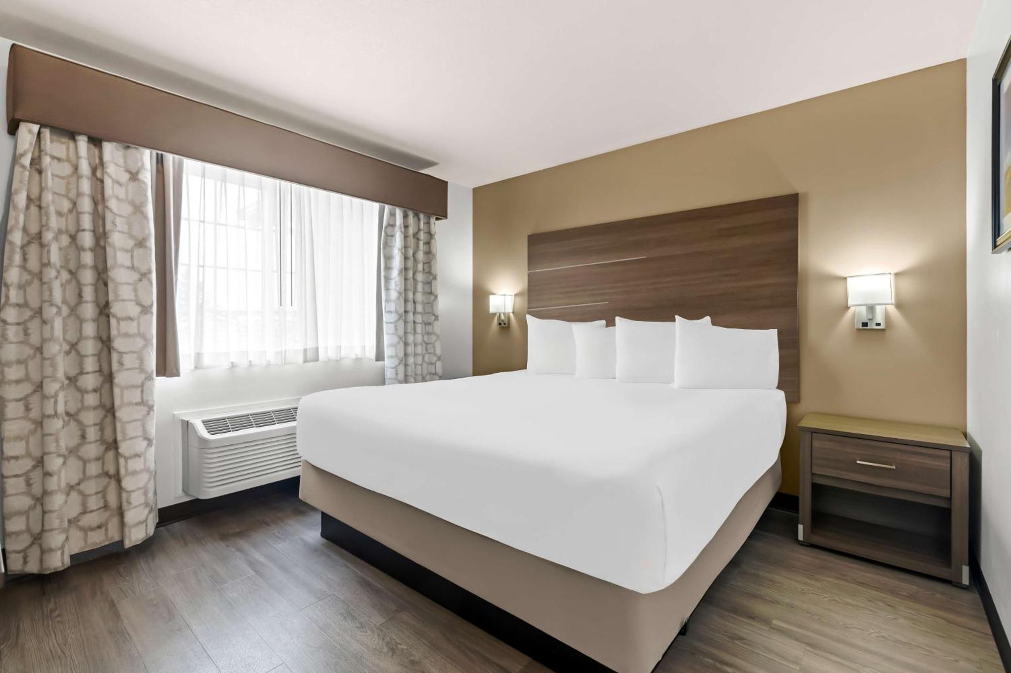 Best Western Plus Caldwell Inn & Suites Exteriör bild