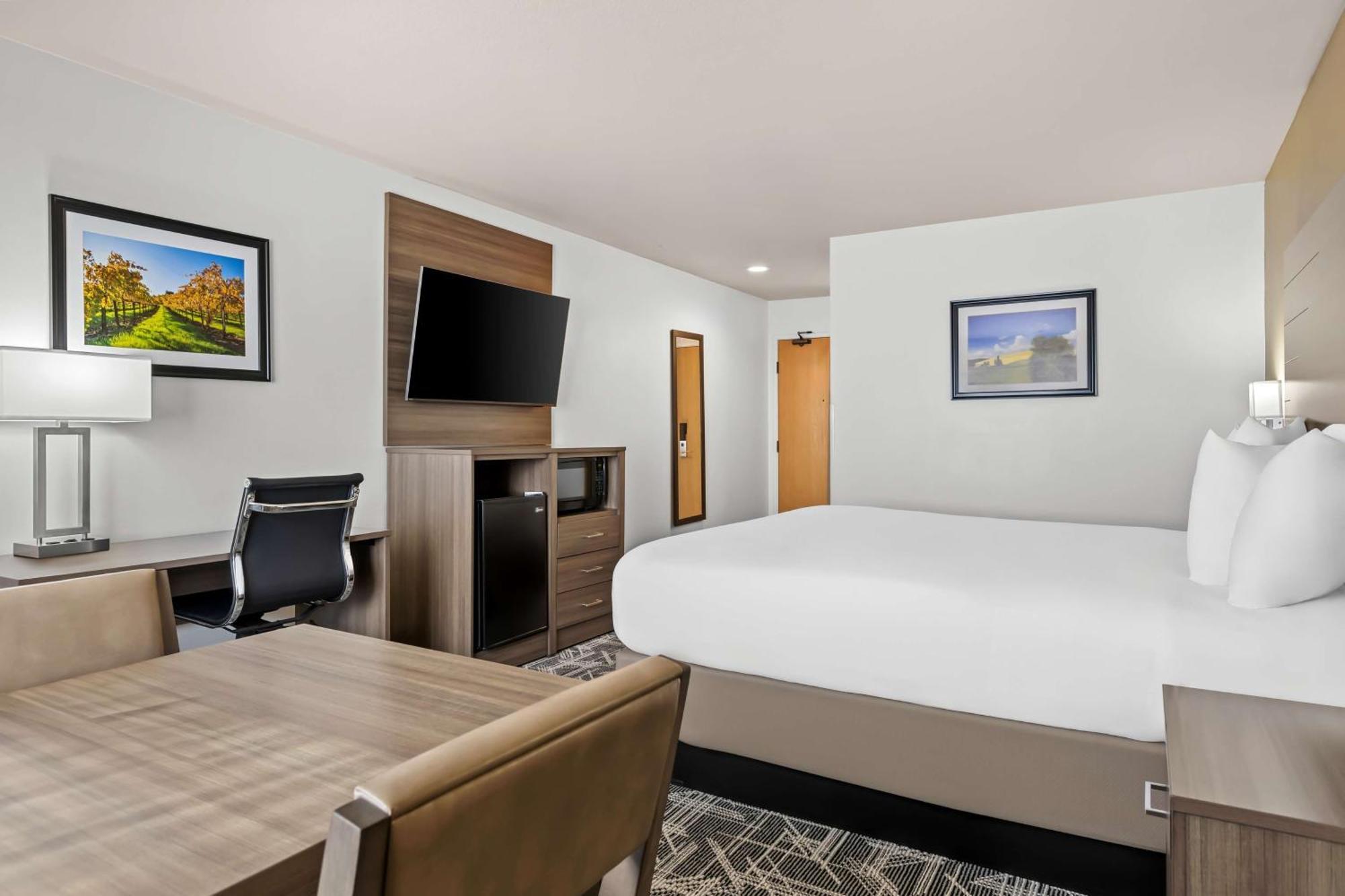 Best Western Plus Caldwell Inn & Suites Exteriör bild