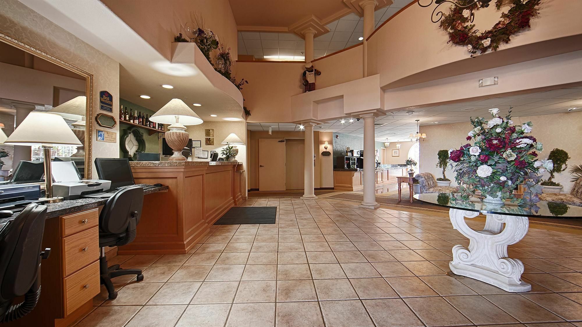 Best Western Plus Caldwell Inn & Suites Exteriör bild